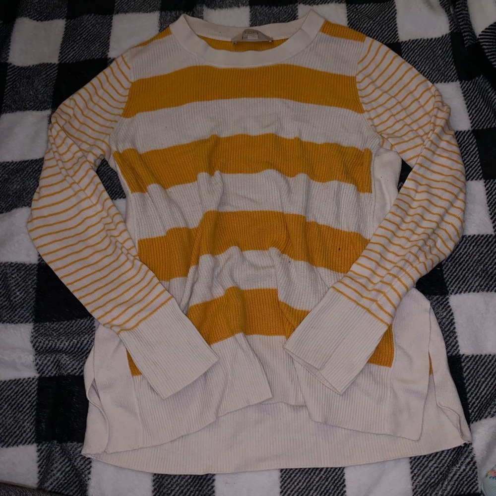 White and yellow striped long sleeve